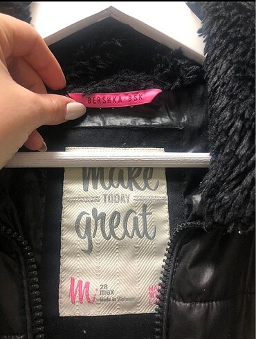 Bershka Siyah Kadın Mont