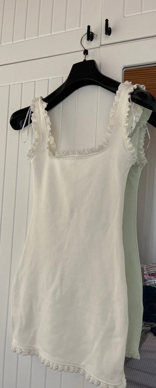 Zara Beyaz Kolsuz Midi Elbise - Görsel 3