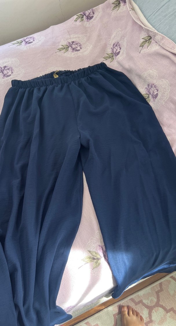Lacivert Rahat Bol Paça Pantolonlu takım — görsel 2/5