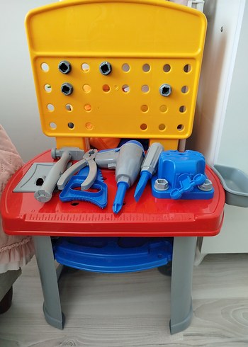 Renkli Çocuk Tamir Seti ve Çalışma Masası