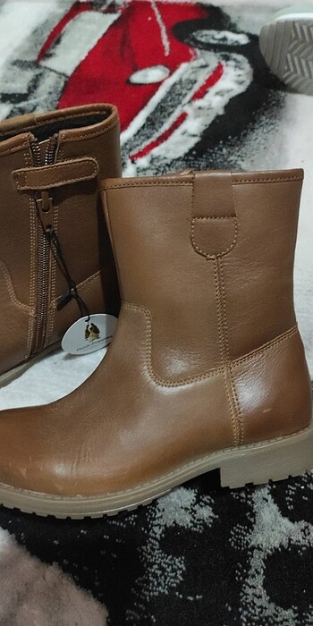 31 Beden Kız çocuk botu