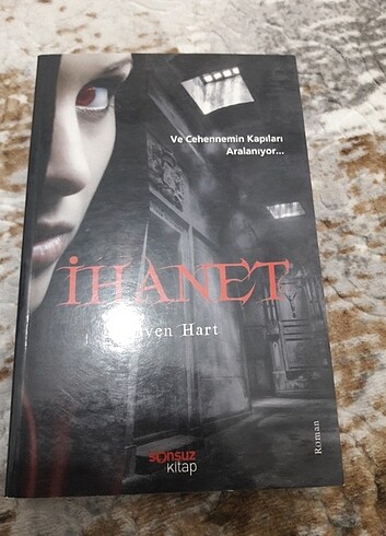 İHANET Raven Hart