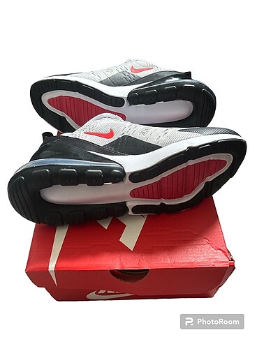 37,5 Beden Nike Air 270