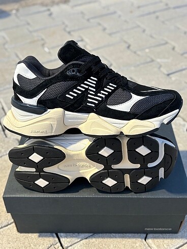 38 Beden New Balance 9060 Black White