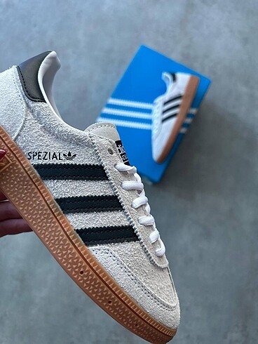 Adidas Spezial ?Aliminium?