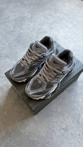 39,5 Beden New Balance 9060