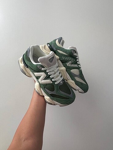 New Balance 9060 ?Nori