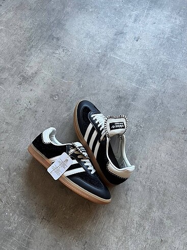 36 Beden Adidas Wales Bonner ? Core Black