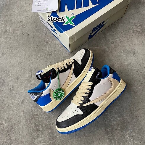 Nike Nike Air Jordan Travis Scot