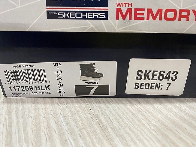 37 Beden Skechers Kadin Bot