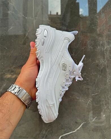 39 Beden Skechers D?Lites White