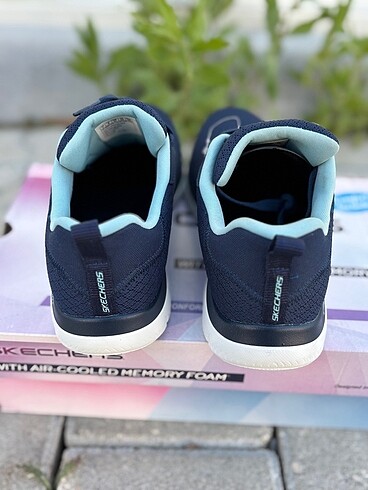37 Beden lacivert Renk Skechers Summits Spor Ayakkabi