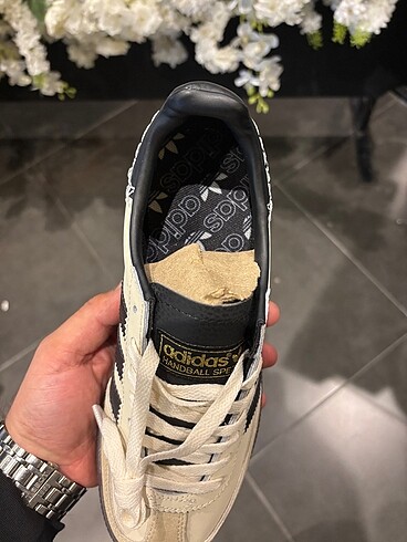 37 Beden ten rengi Renk Afidas Spezial Core Beige