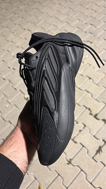 38 Beden Adidas Ozelia Black