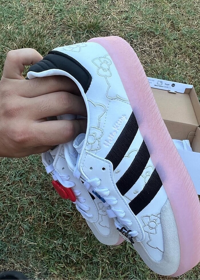 Adidas Samba Hello Kitty - Görsel 3