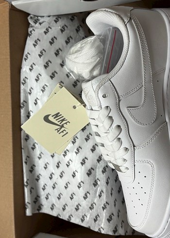 Nike Air Force 1 Triple White - Görsel 6