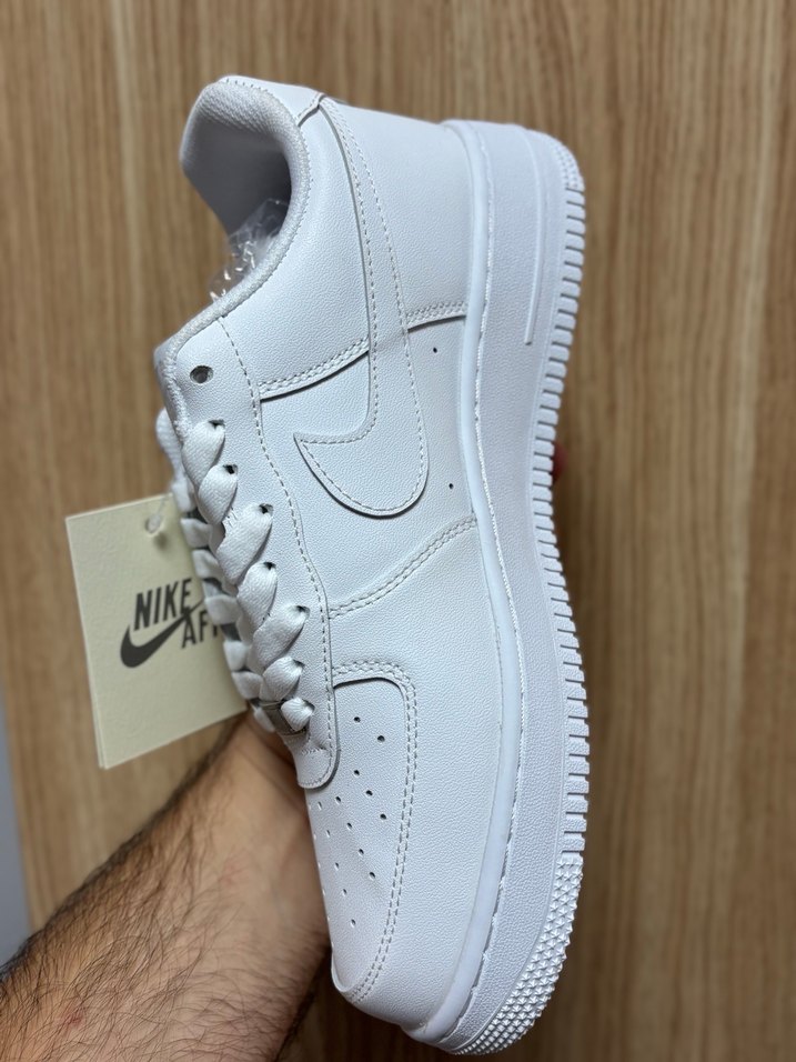 Nike Air Force 1 Triple White - Görsel 3