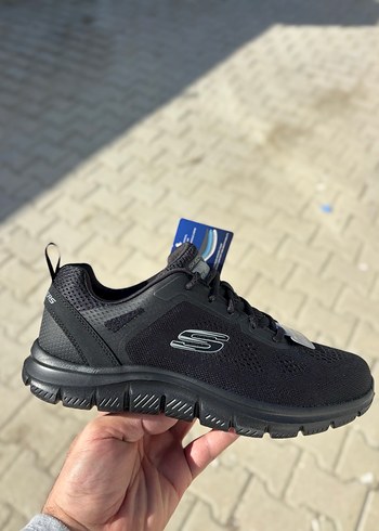 Skechers 42