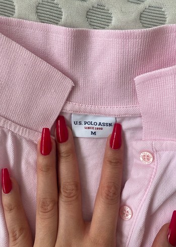 Pembe V Yaka Düğmeli Kolsuz Kadın Gömlek - Görsel 2