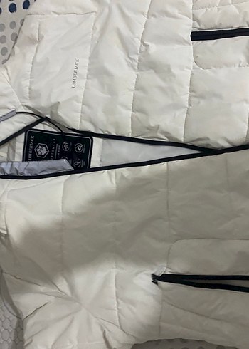 Beyaz Kapüşonlu Uzun Kollu Kışlık Kadın Mont - Görsel 2