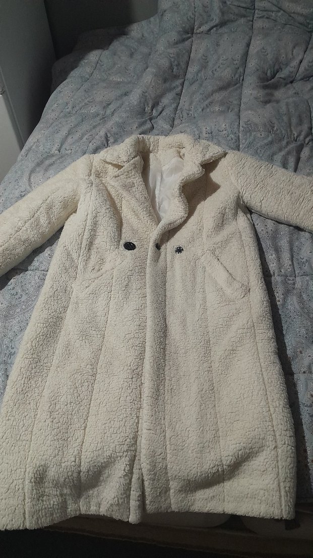 Uzun Beyaz Peluş Kadın Kaban - Görsel 3