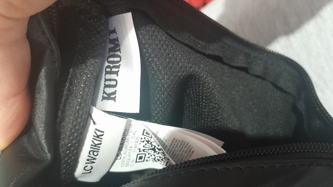 kuromi  lc wikiki siyah çocuk çantası yeni gibi - Görsel 4