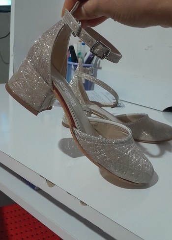 Bej Simli Dolgu Topuklu çocuk Abiye Ayakkabı 34 no - Görsel 2