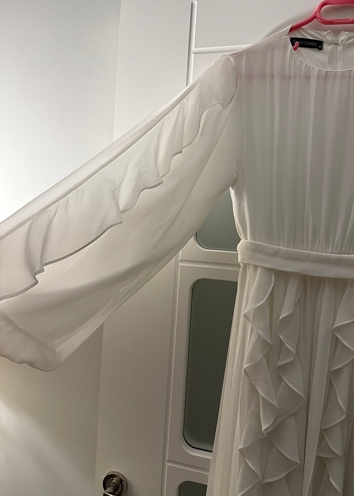 Tesettüre uygun Nikah elbisesi - Görsel 3