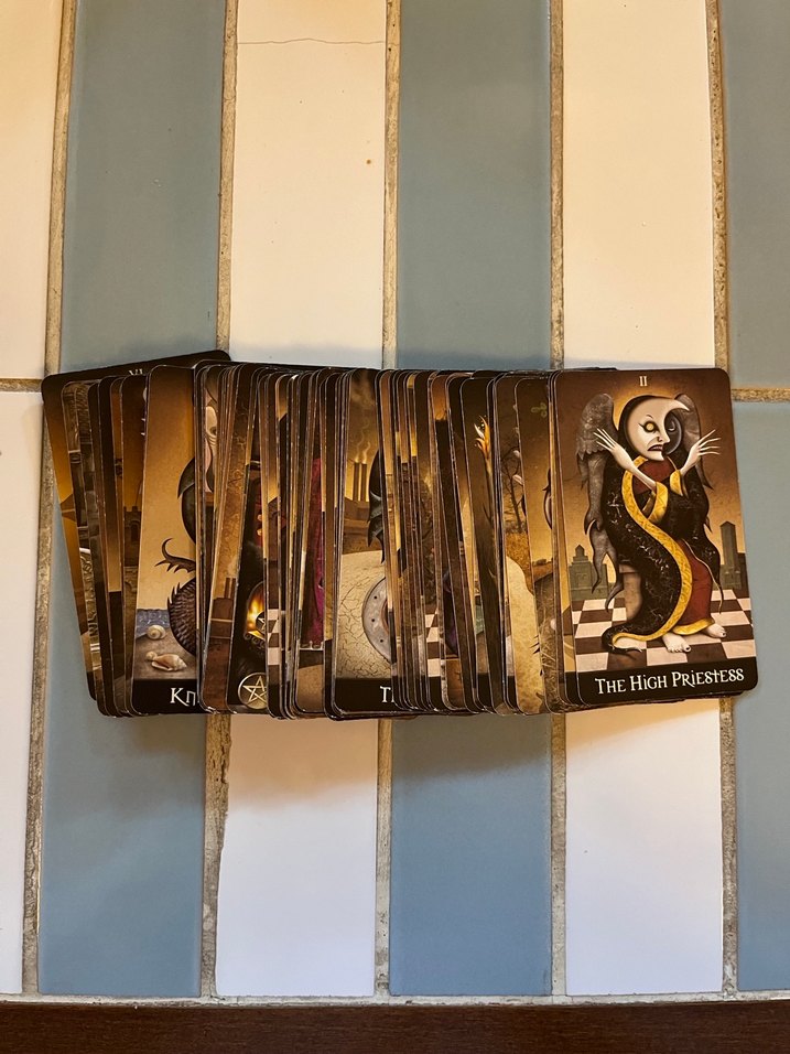 Deviant Moon Tarot - Görsel 4