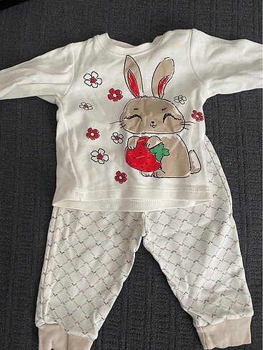 Kız bebek pijama takımı