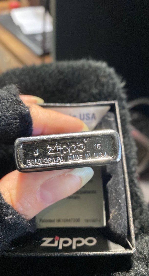 Zippo Leopar Desenli Erkek Çakmak orijinal - Görsel 2