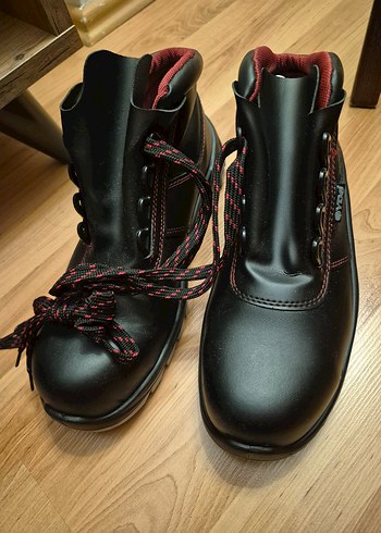 Tokalı Siyah Kauçuk Erkek Bot - Görsel 4