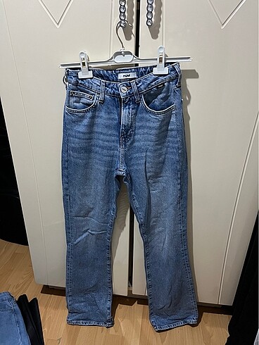 Mavi jean pantolon