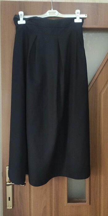 Bilekde kısa etek
