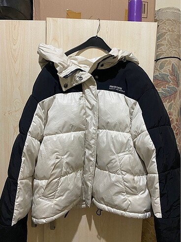 bershka mont