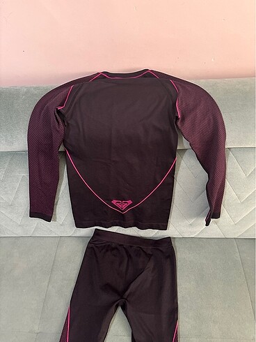 Roxy Roxy marka, kayak içlik takım