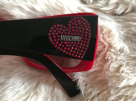 Moschino Moschino gözlük yeni gibi