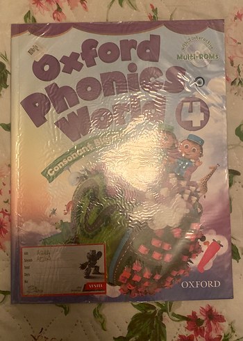 Oxford Phonics World 4 Hikaye Kitabı