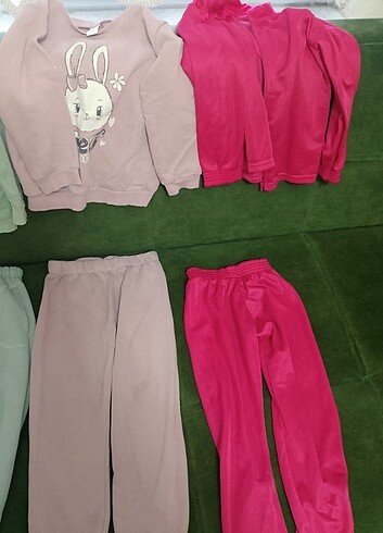 Kız çocuk hepsi yeni gibi - Görsel 3