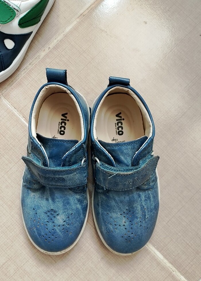 Hepsi iyi durumda erkek çocuk ayakkabı - Görsel 4