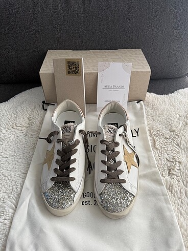 38 Beden Golden goose