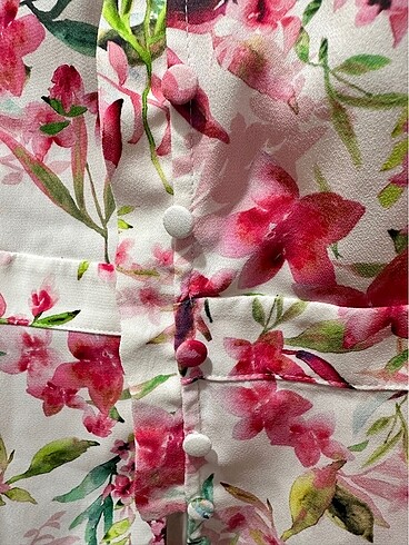 Çiçekli Şık Bluz - Görsel 5