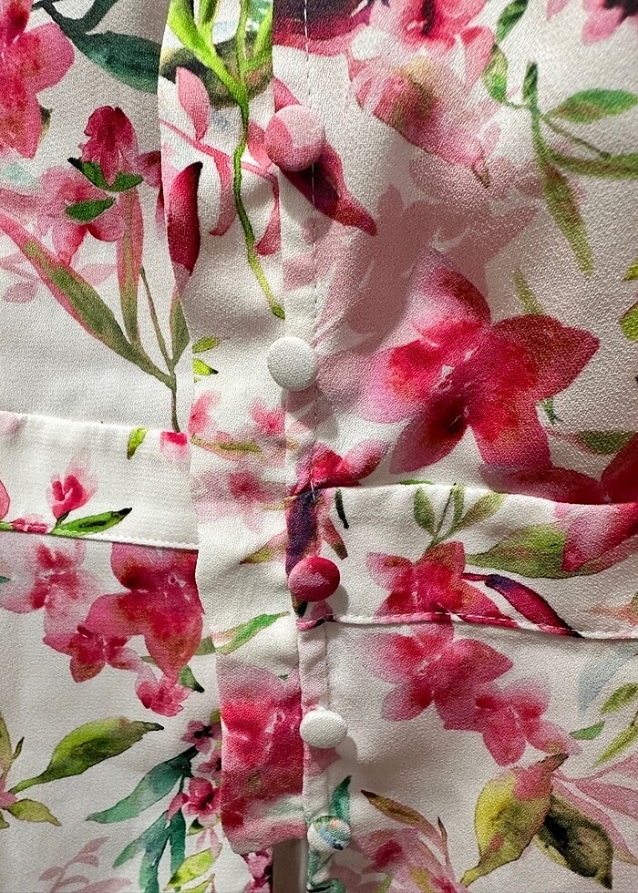 Çiçekli Şık Bluz - Görsel 5