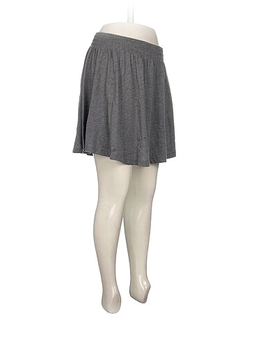 H&M H&M Mini Etek %70 İndirimli.