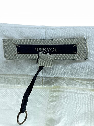 36 Beden beyaz Renk ipekyol Kumaş Pantolon %70 İndirimli.