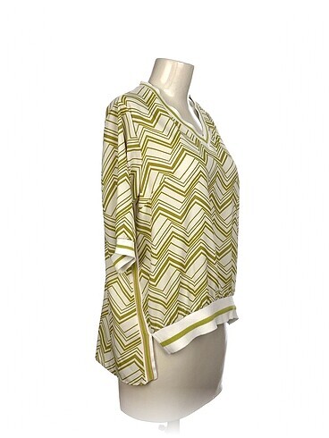 On Fashion On Fashion Bluz %70 İndirimli.
