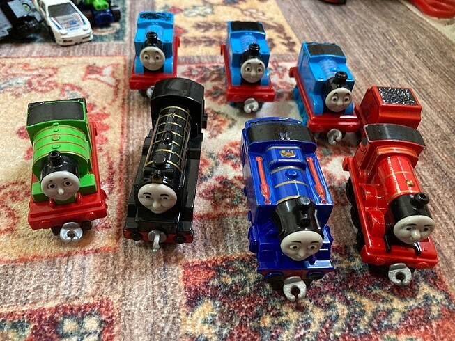 7 adet Thomas metal oyuncak tren