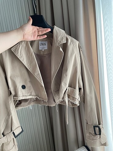 Zara crop trenç