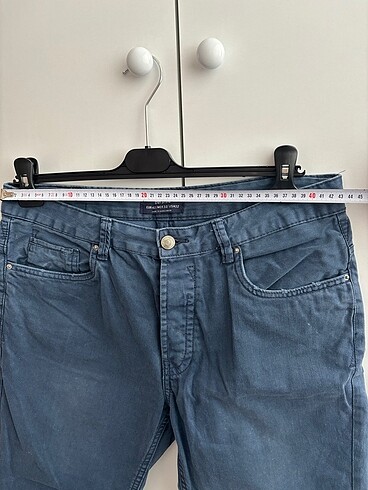 42 Beden mavi Renk Bershka erkek denim şort