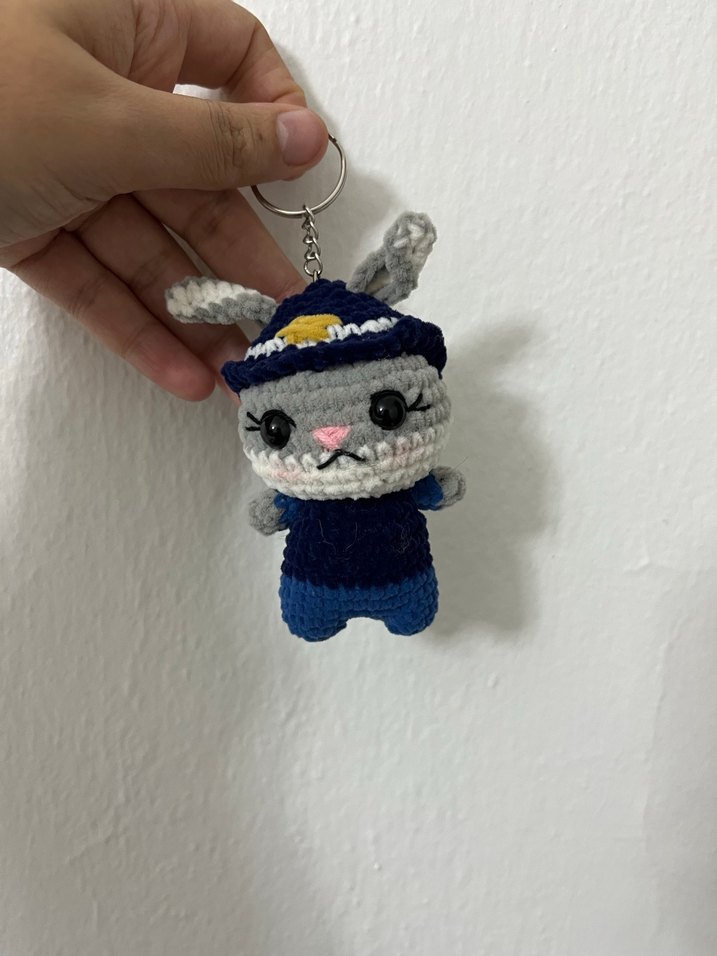 Örgü Gri Tavşan Anahtarlık - Görsel 3